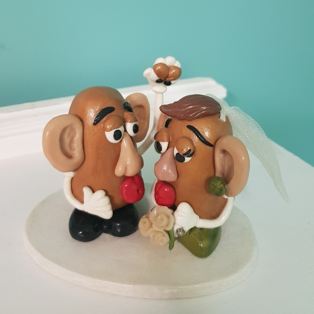 Mr & Mrs Potato Head cake topper